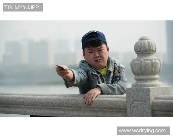 张丽专访：从初学者到滑板高手的成长与坚持之路