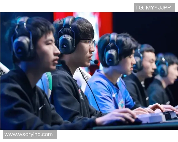 LNG战队以97分稳居精英赛积分榜首位竞争愈发激烈